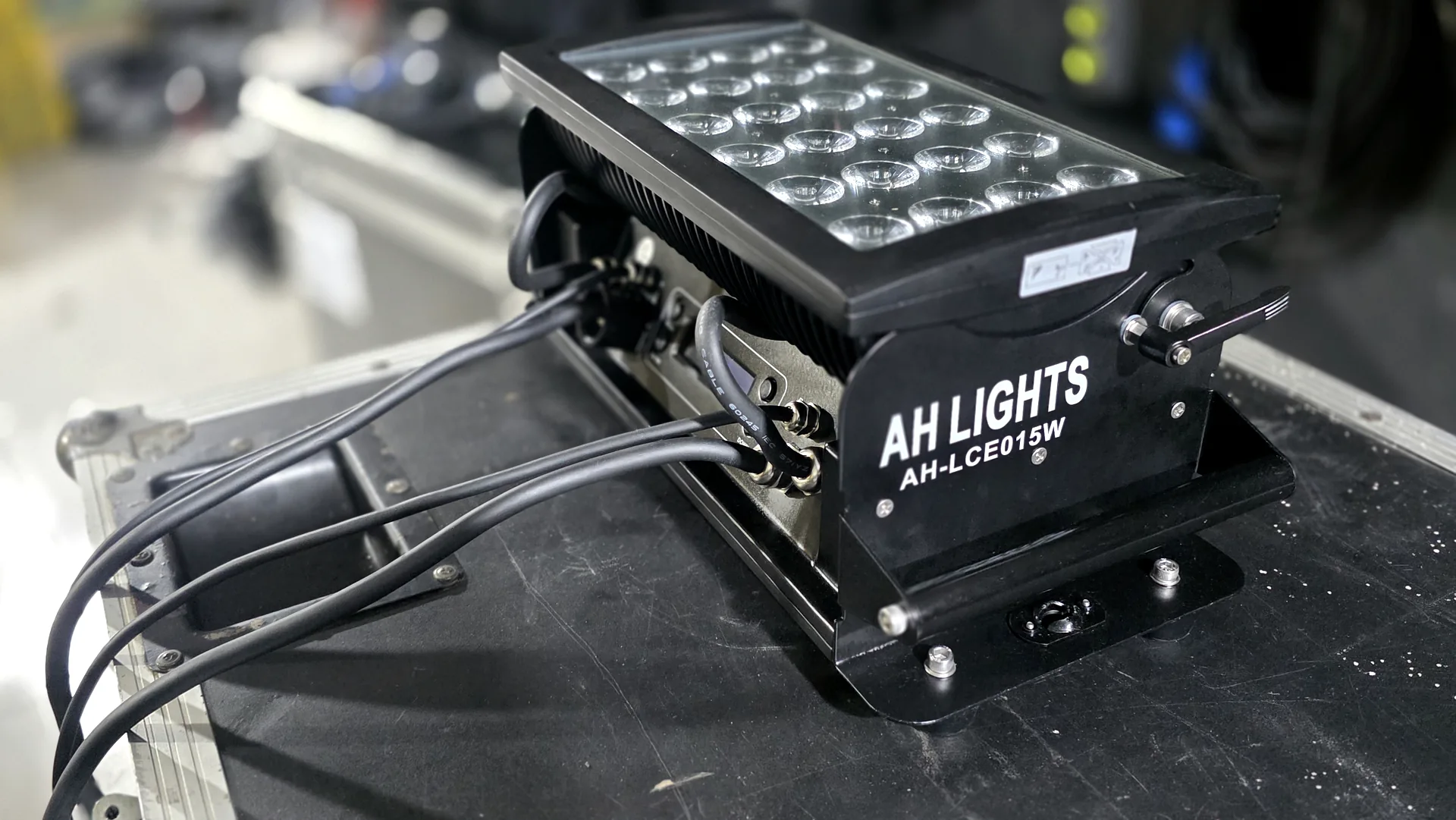 PAR LED AH Lights LCE015W Profissional Usado à Venda